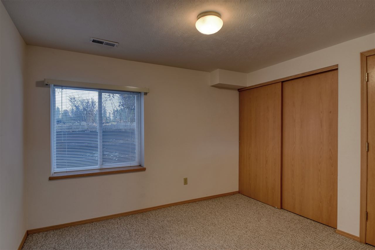 908 West Paradise Road Spokane, WA 99224 - Photo 17 of 22