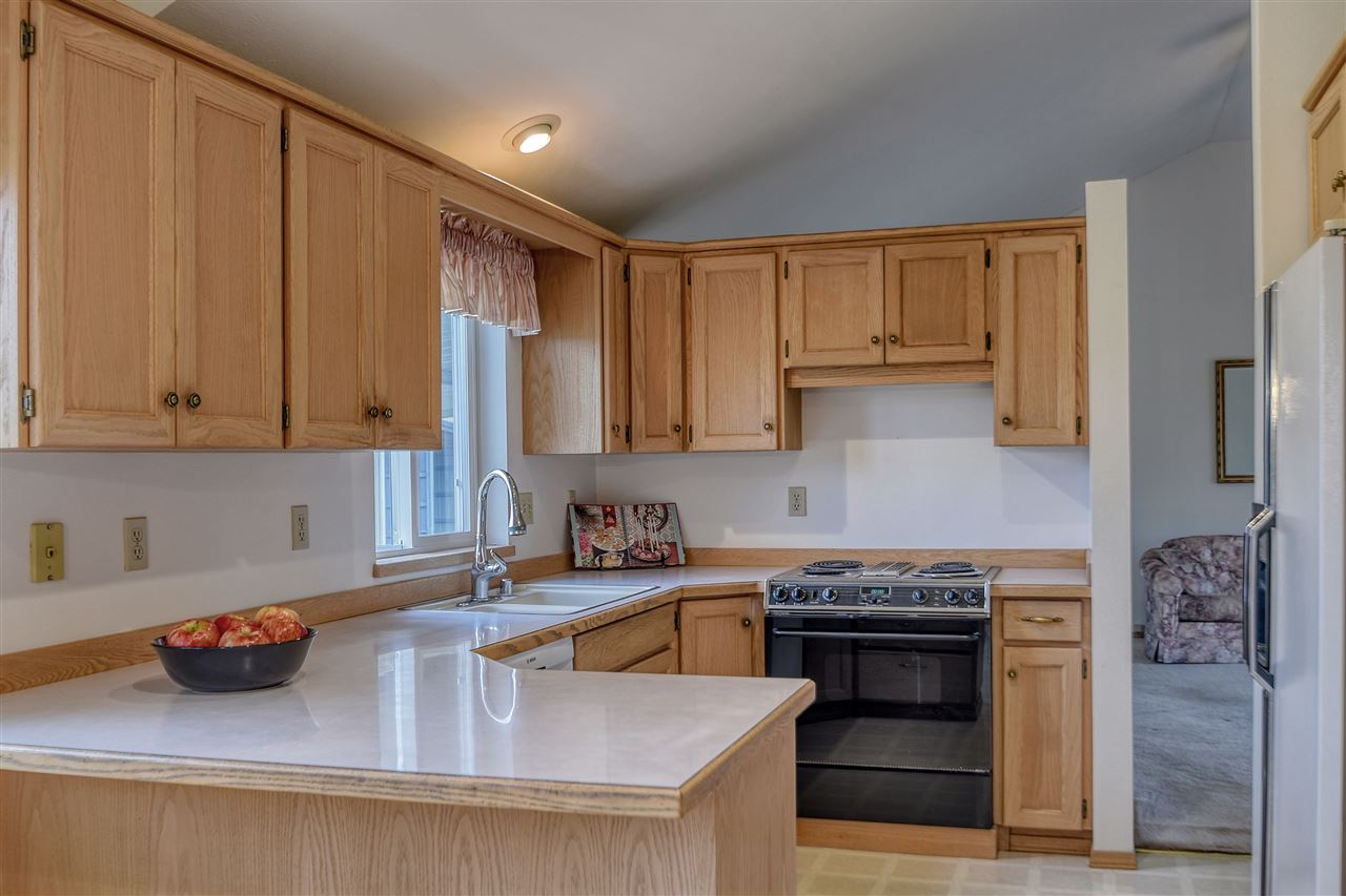 908 West Paradise Road Spokane, WA 99224 - Photo 4 of 22
