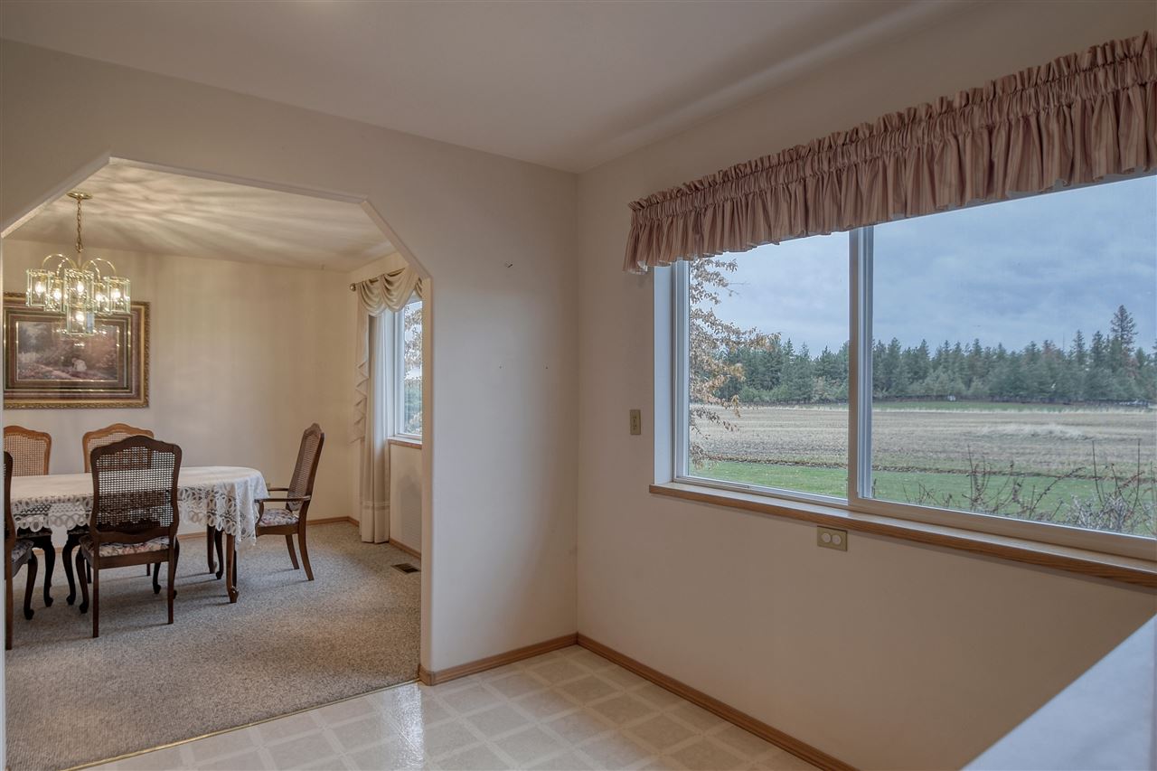 908 West Paradise Road Spokane, WA 99224 - Photo 7 of 22