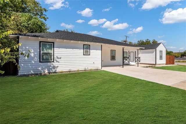 $449,500 | 5831 Dana Drive, Haltom City, TX 76117