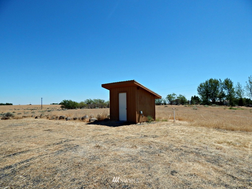 7508 Stonecrest Road Northeast Moses Lake, WA 98837 - Photo 4 of 8 Gallery Image 4