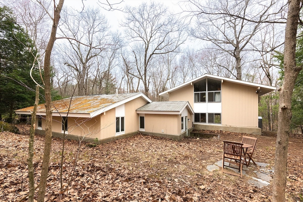 31 Turning Mill Road Lexington, MA 02420 - Photo 4 of 32