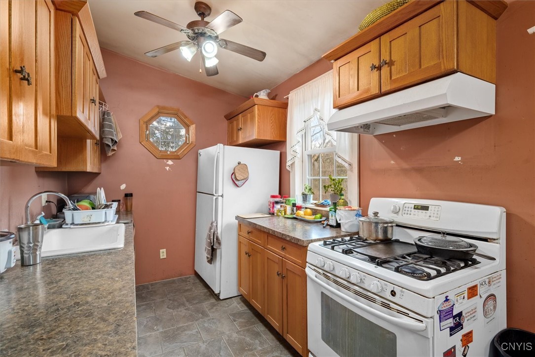 7294 Valley Road Madison, NY 13402 - Photo 17 of 36