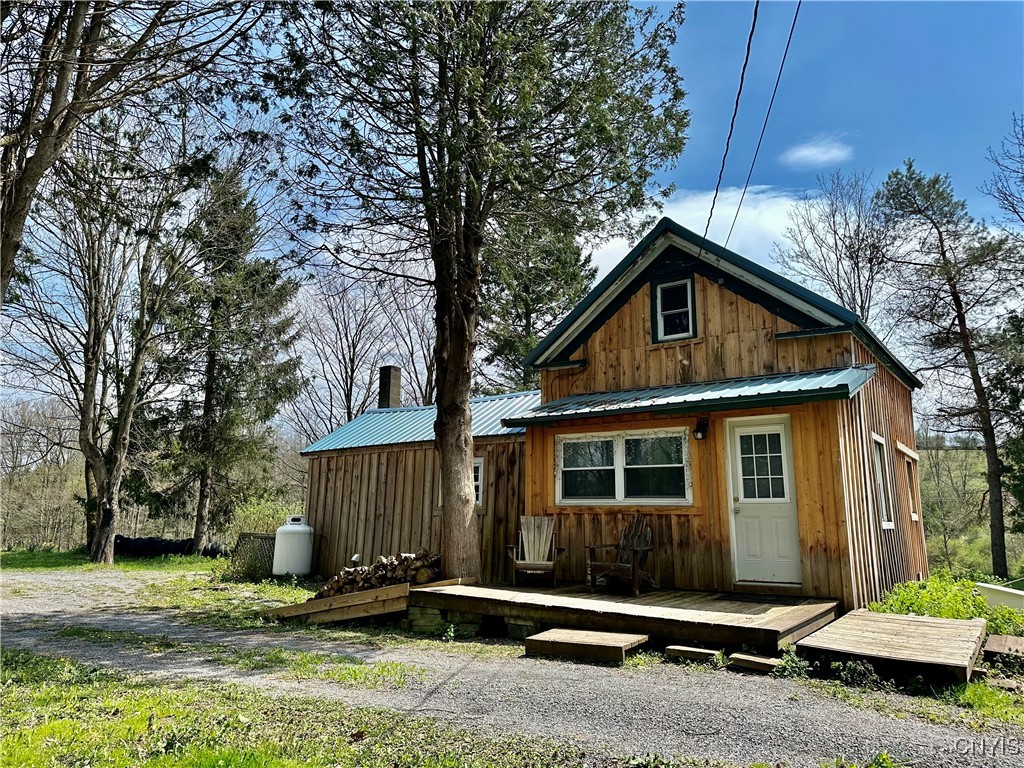 7294 Valley Road Madison, NY 13402 - Photo 5 of 36