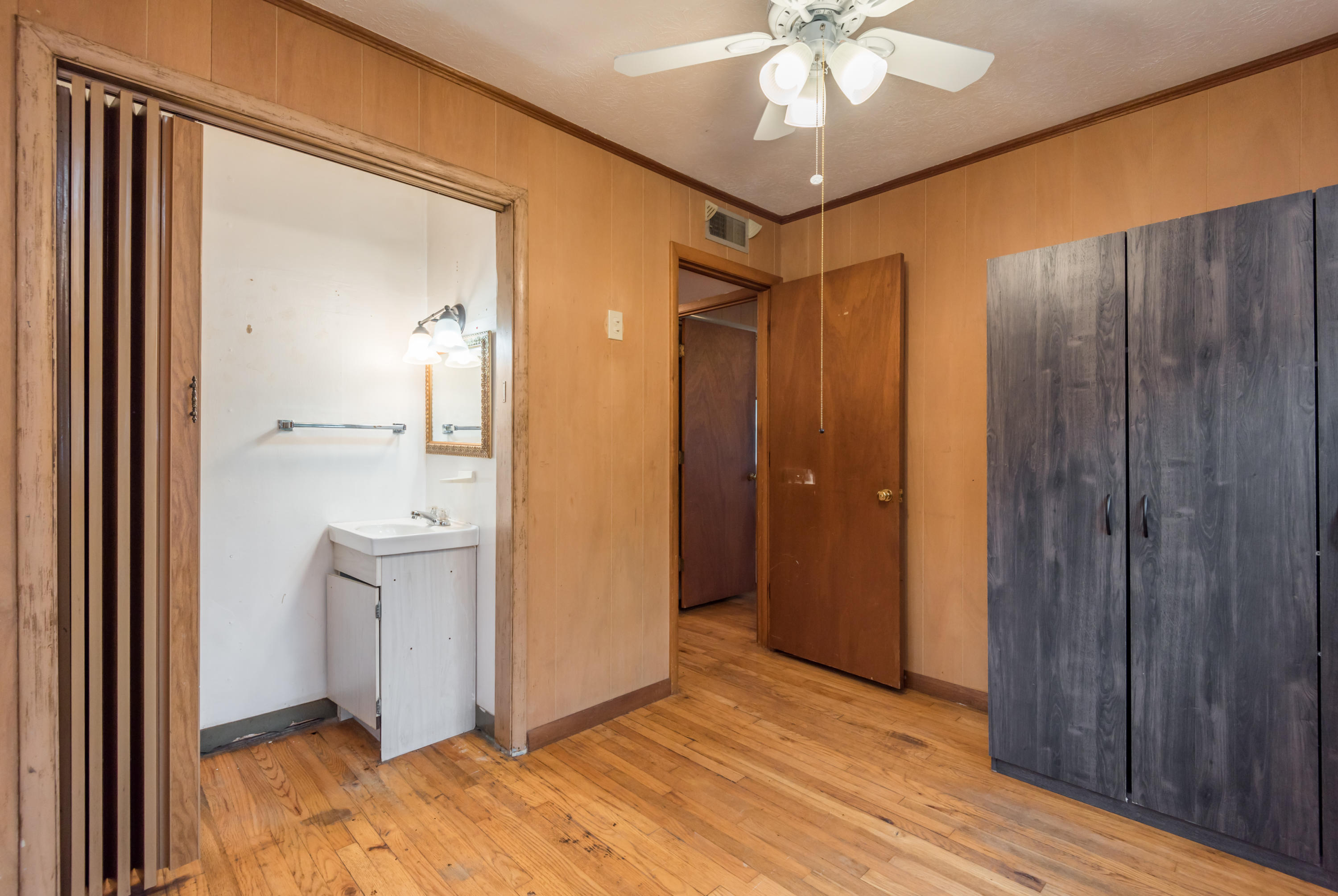 116 Delmar Circle Oak Ridge, TN 37830 - Photo 13 of 39 116DelmarCir-23