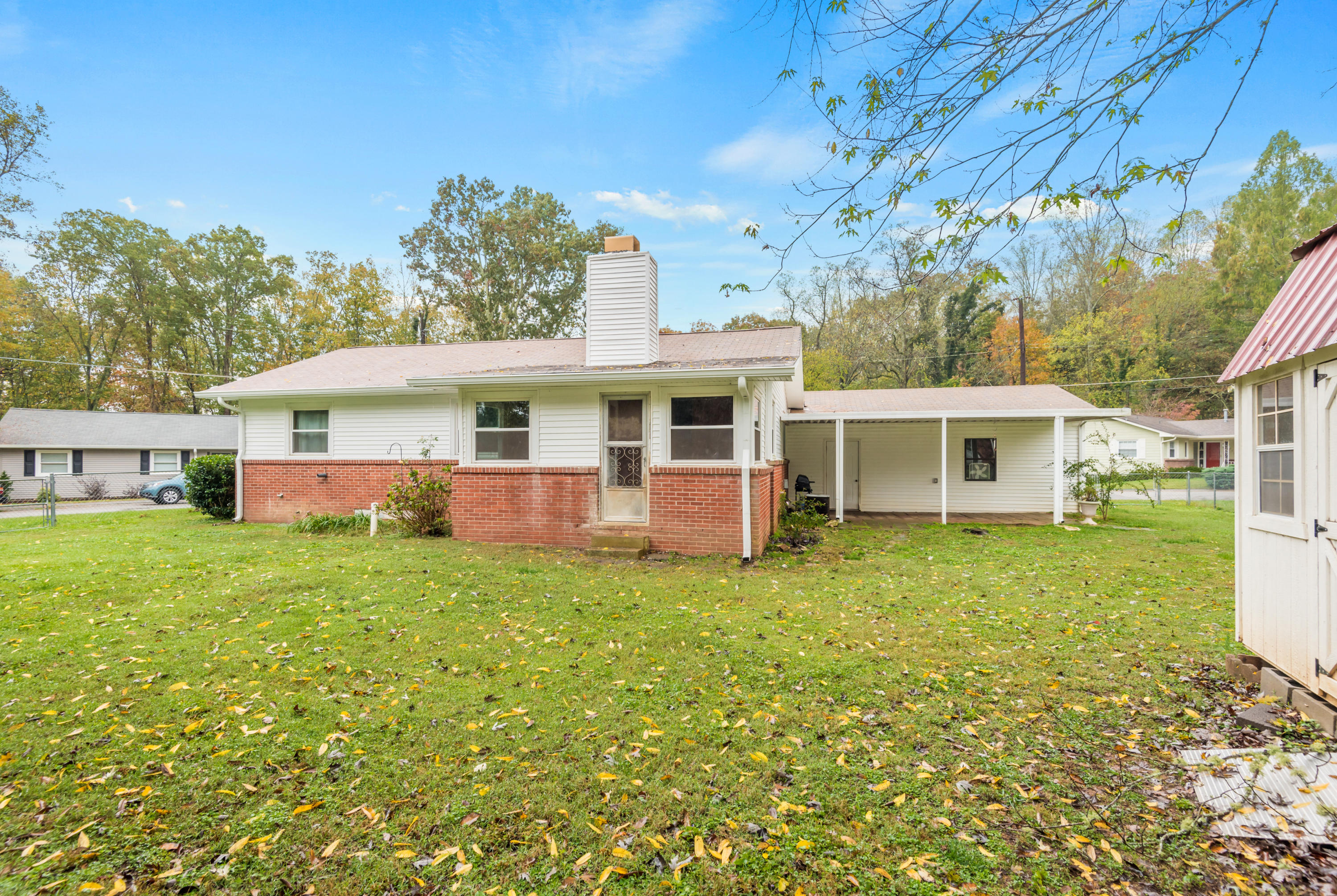 116 Delmar Circle Oak Ridge, TN 37830 - Photo 14 of 39 Back of home