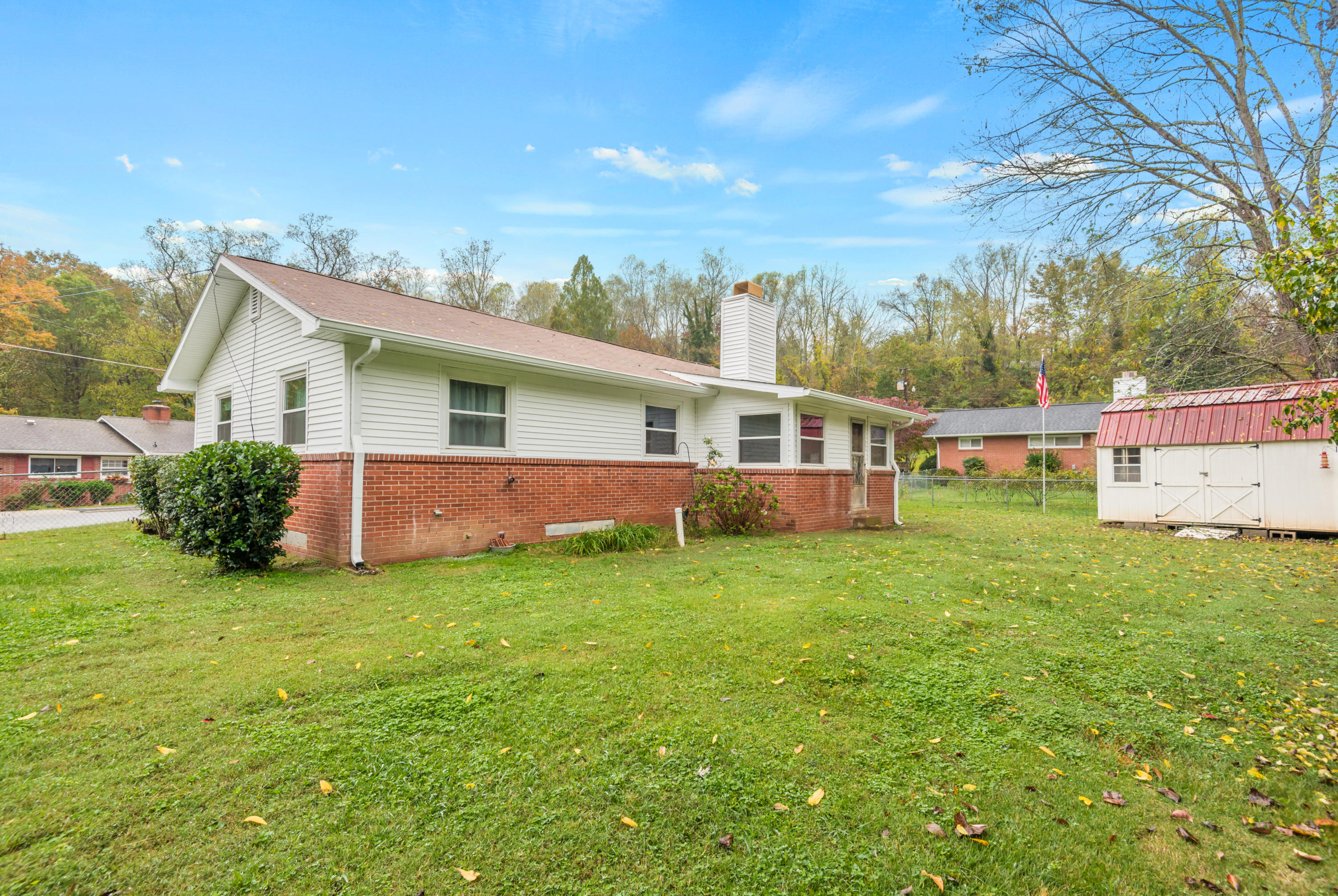 116 Delmar Circle Oak Ridge, TN 37830 - Photo 26 of 39 116DelmarCir-28