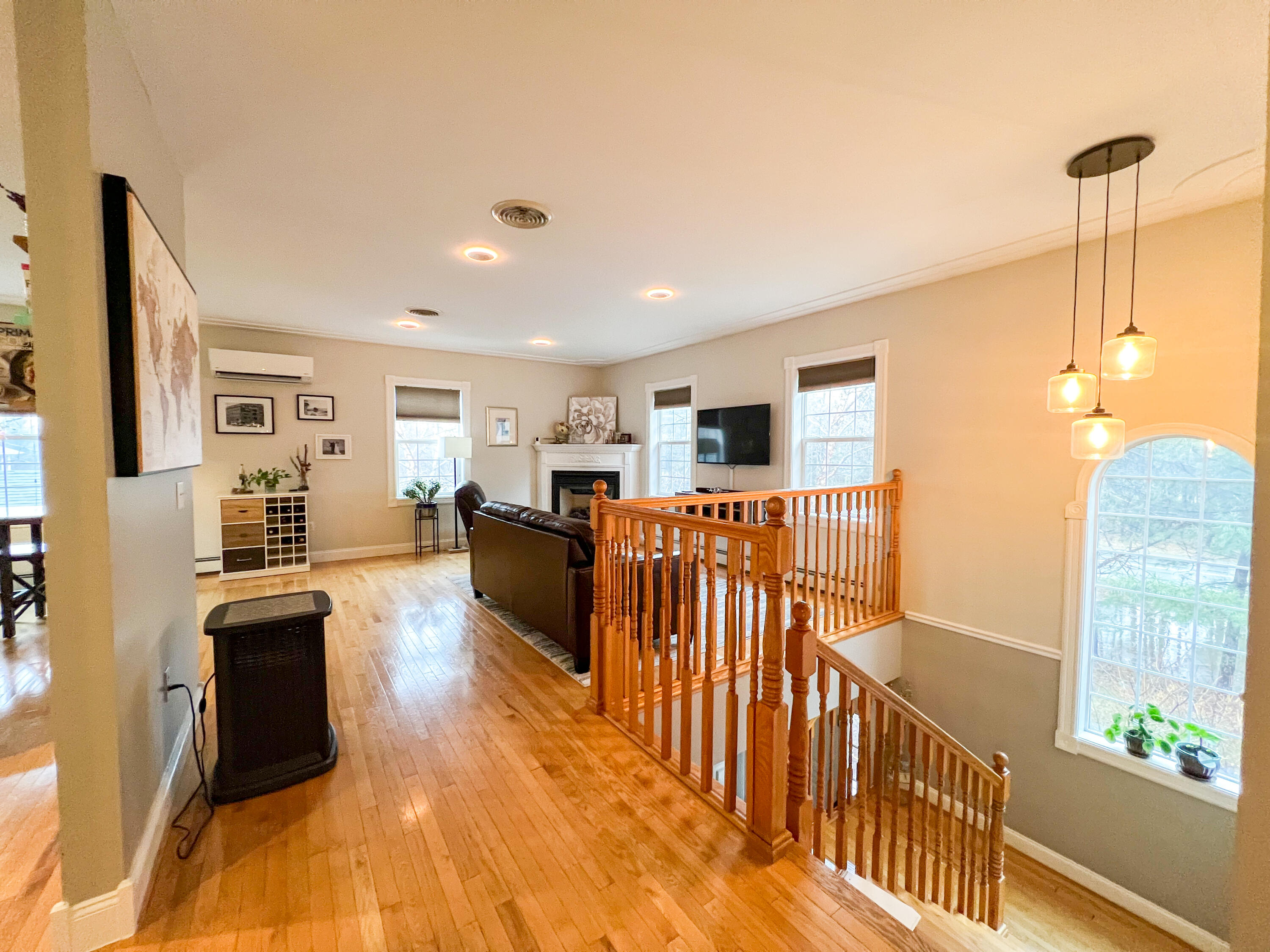 401 Burleigh Road Bangor, ME 04401 - Photo 7 of 47 IMG_5090