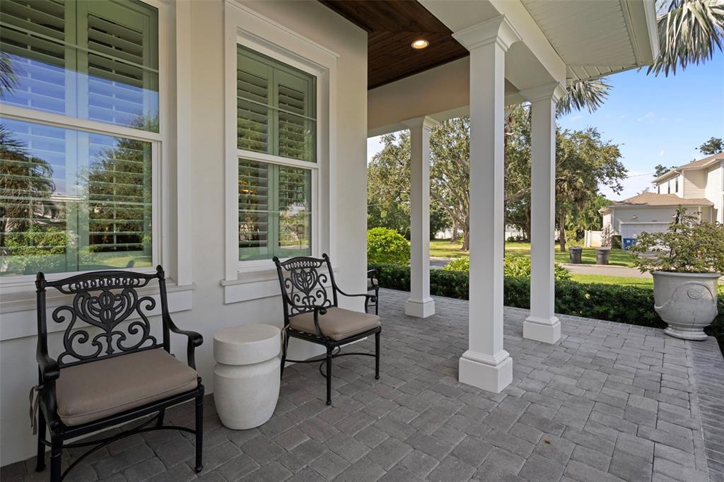 485 Rafael Boulevard Northeast St. Petersburg, FL 33704 - Photo 7 of 76