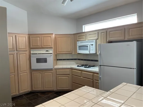 $2,265 | 135 Wildhorn Court, Henderson, NV 89074
