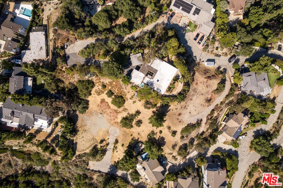 2885 Edgewick Road Glendale, CA 91206 - Photo 10 of 13