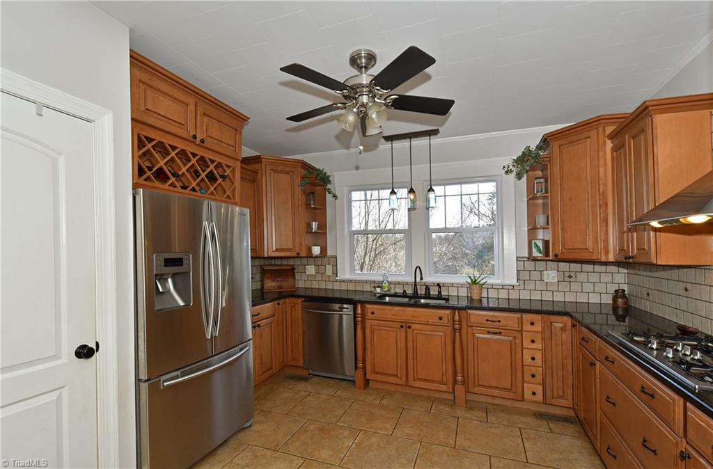 3439 High Point Road Winston-Salem, NC 27107 - Photo 11 of 22 Gallery Image 11