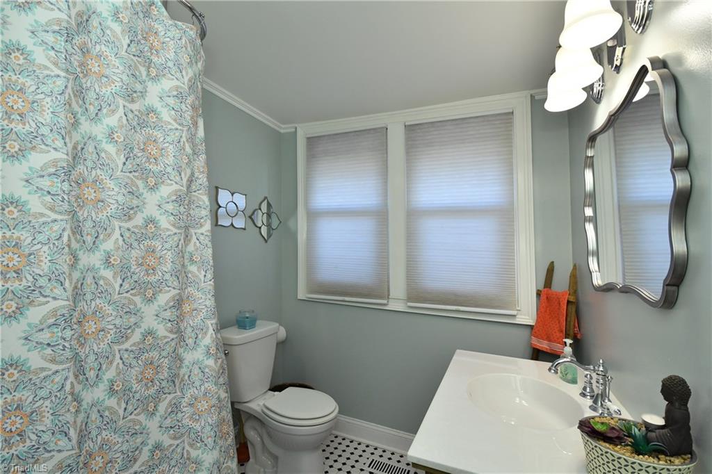 3439 High Point Road Winston-Salem, NC 27107 - Photo 17 of 22 Gallery Image 17