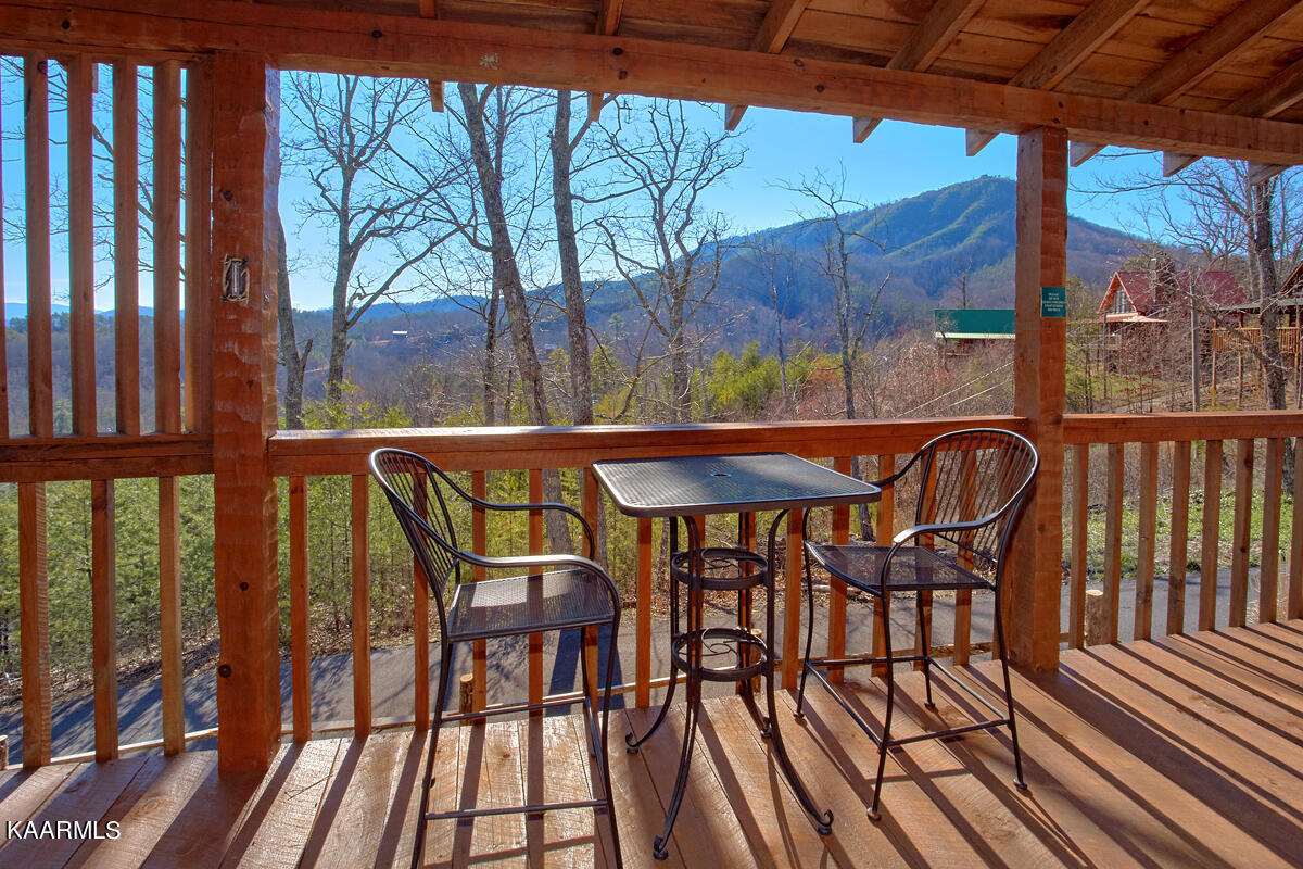 1705 Pine Grove Road Sevierville, TN 37876 - Photo 17 of 18 EXTRA SEATING