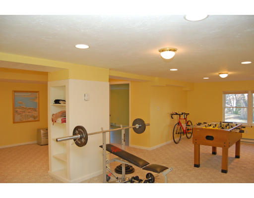 14 Hancock Road Franklin, MA 02038 - Photo 19 of 29 Gallery Image 19