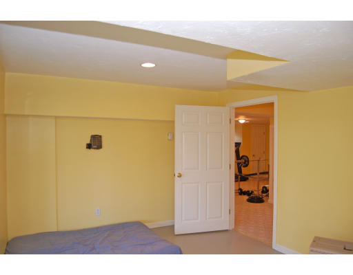 14 Hancock Road Franklin, MA 02038 - Photo 20 of 29 Gallery Image 20
