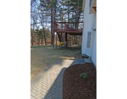 14 Hancock Road Franklin, MA 02038 - Photo 28 of 29 Gallery Image 28
