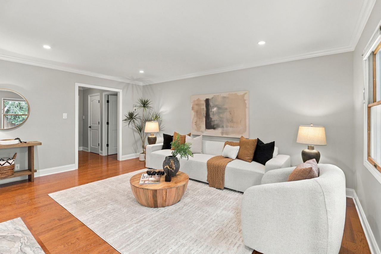 111 Hedge Road Menlo Park, CA 94025 - Photo 17 of 45 Gallery Image 17