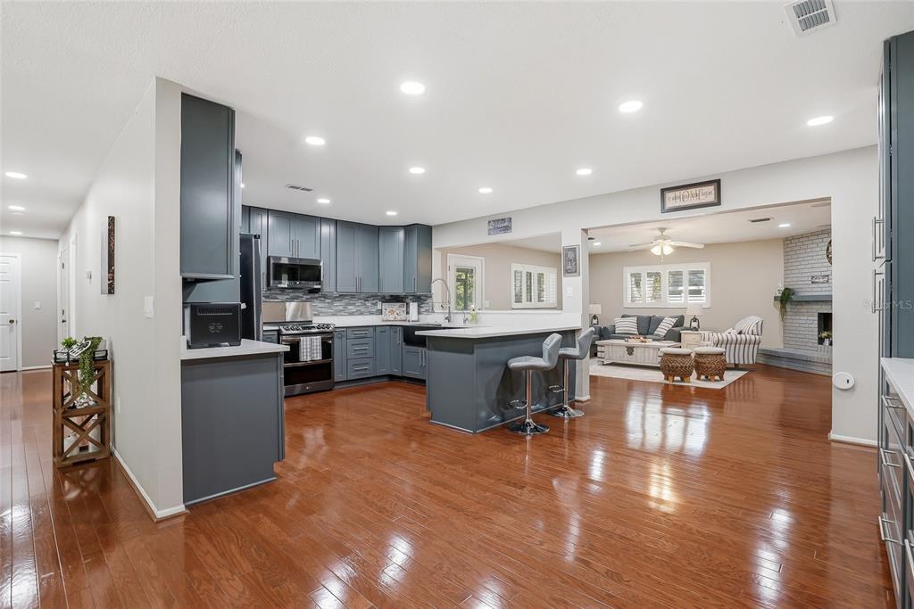 2817 Fleeman Road Palm Harbor, FL 34683 - Photo 14 of 61