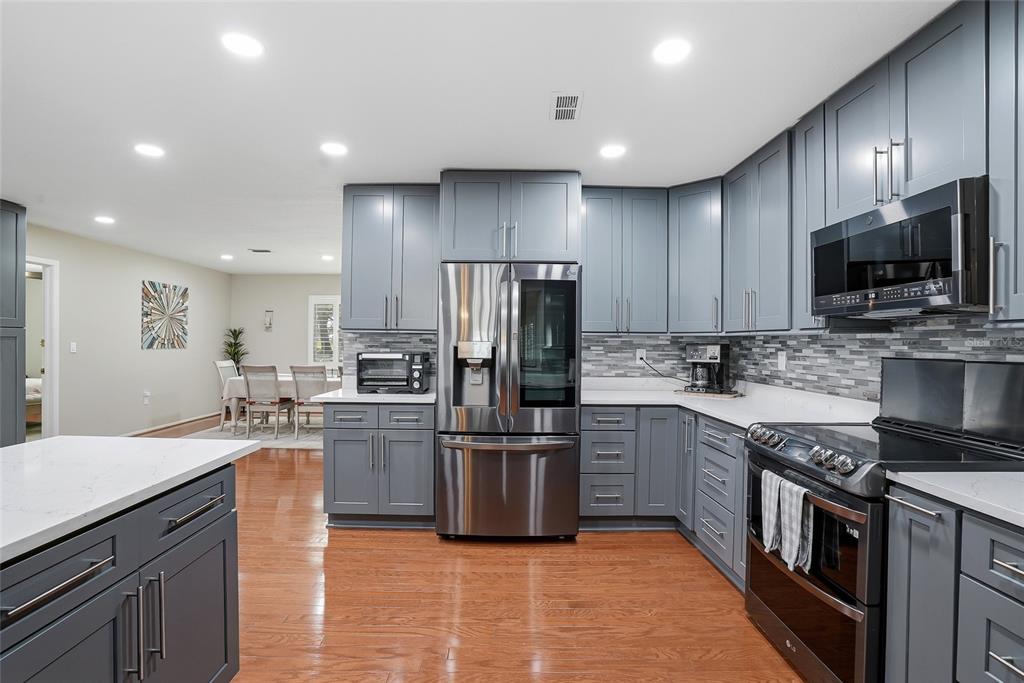 2817 Fleeman Road Palm Harbor, FL 34683 - Photo 17 of 61