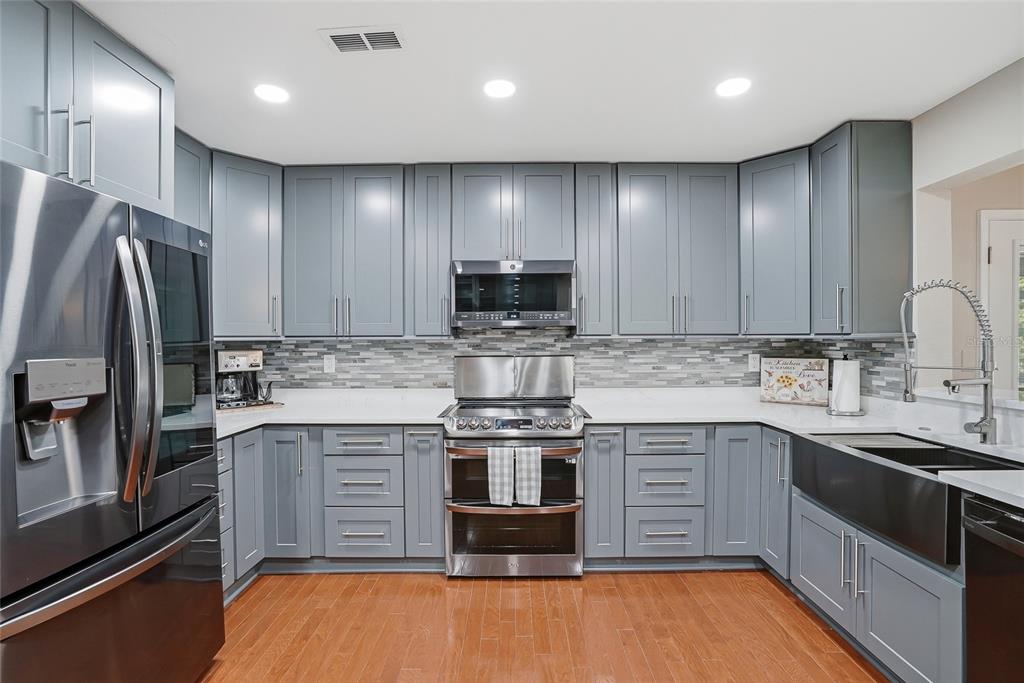 2817 Fleeman Road Palm Harbor, FL 34683 - Photo 22 of 61