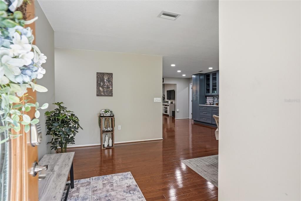 2817 Fleeman Road Palm Harbor, FL 34683 - Photo 8 of 61