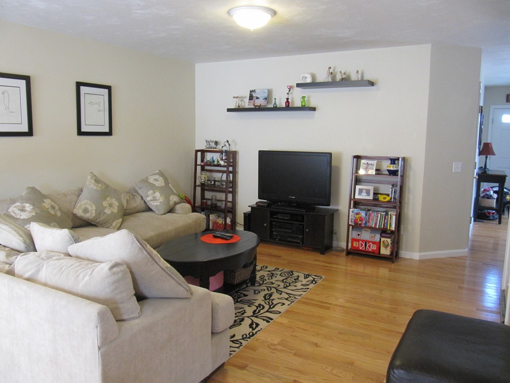 31 Whipple Street Worcester, MA 01607 - Photo 15 of 30 Gallery Image 15