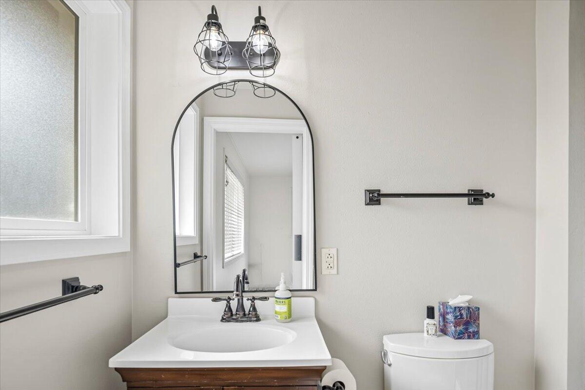 1650 Southwest 16th Street Redmond, OR 97756 - Photo 17 of 29 23-1650 SW 16th St, Redmond-23