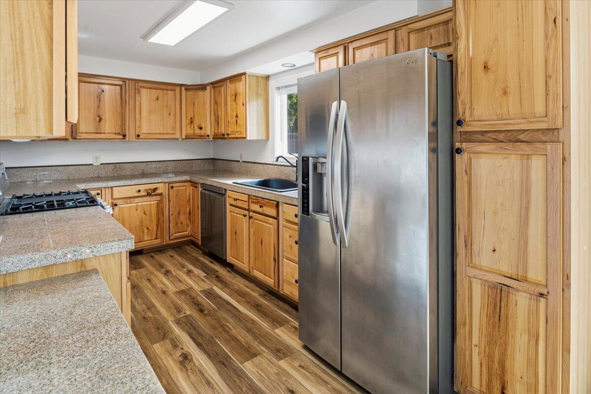1650 Southwest 16th Street Redmond, OR 97756 - Photo 7 of 29 11-1650 SW 16th St, Redmond-11