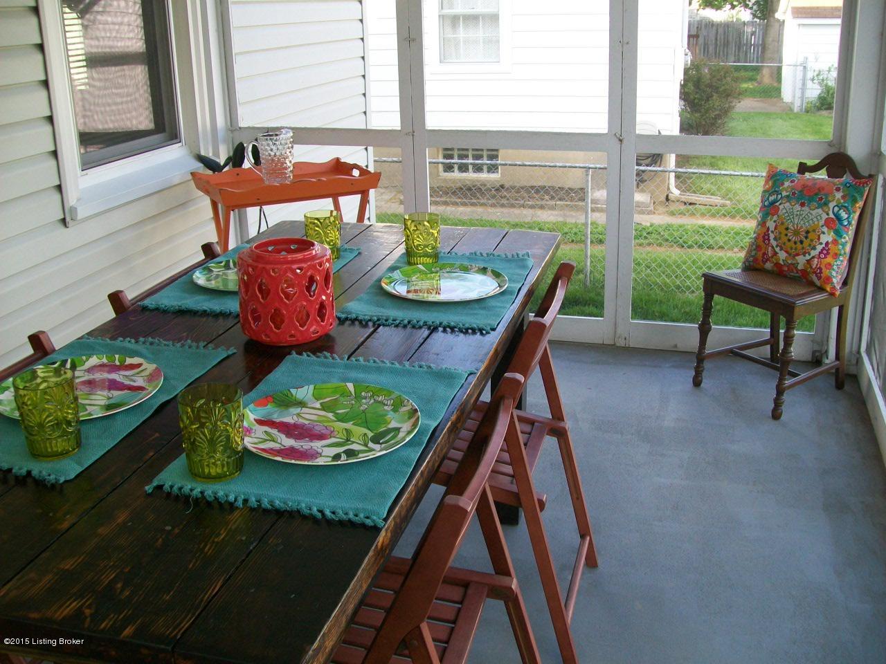 4210 Winchester Road Louisville, KY 40207 - Photo 20 of 23 100_1487
