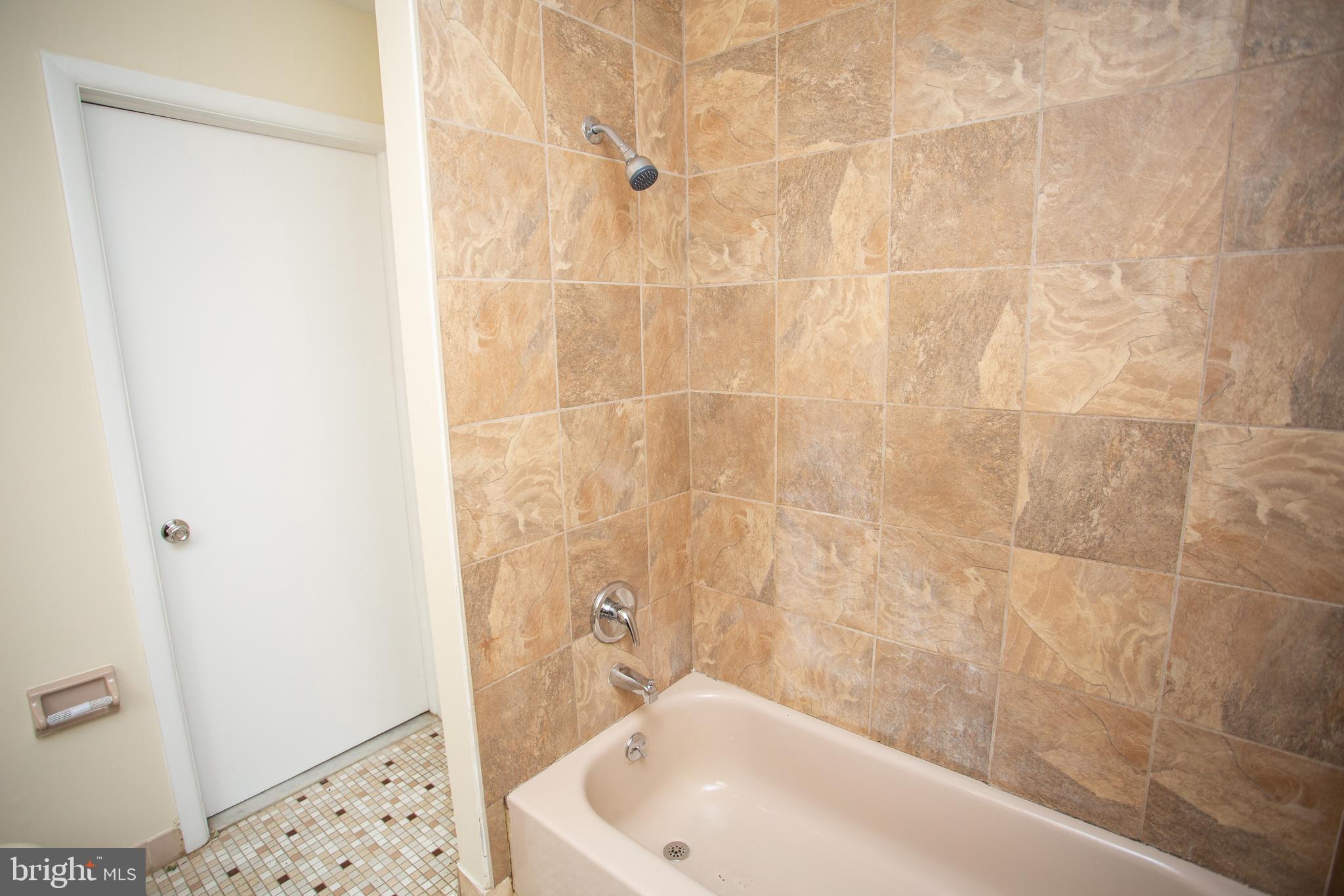 11 Dover Drive Lindenwold, NJ 08021 - Photo 28 of 41