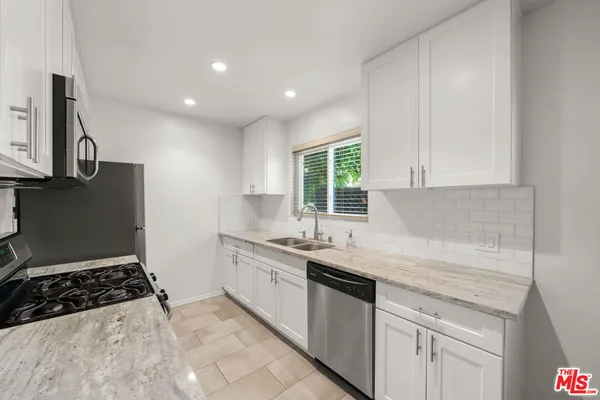 $3,064 | 1517 Harvard Street, Unit 3, Santa Monica, CA 90404