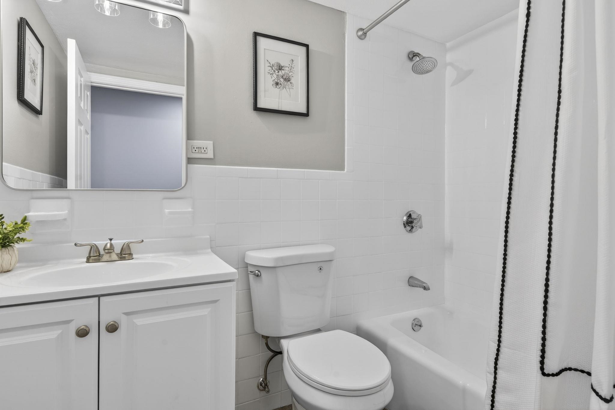 3 Louisburg Square, Unit 1 Nashua, NH 03060 - Photo 9 of 13
