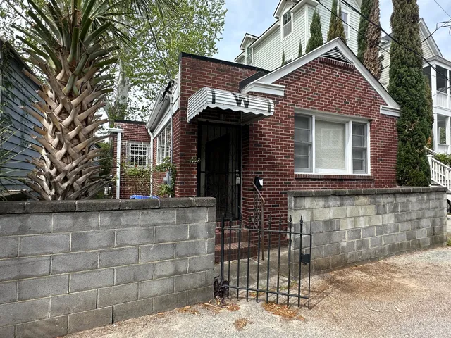 $1,210,000 | 229 Fishburne Street, Charleston, SC 29403
