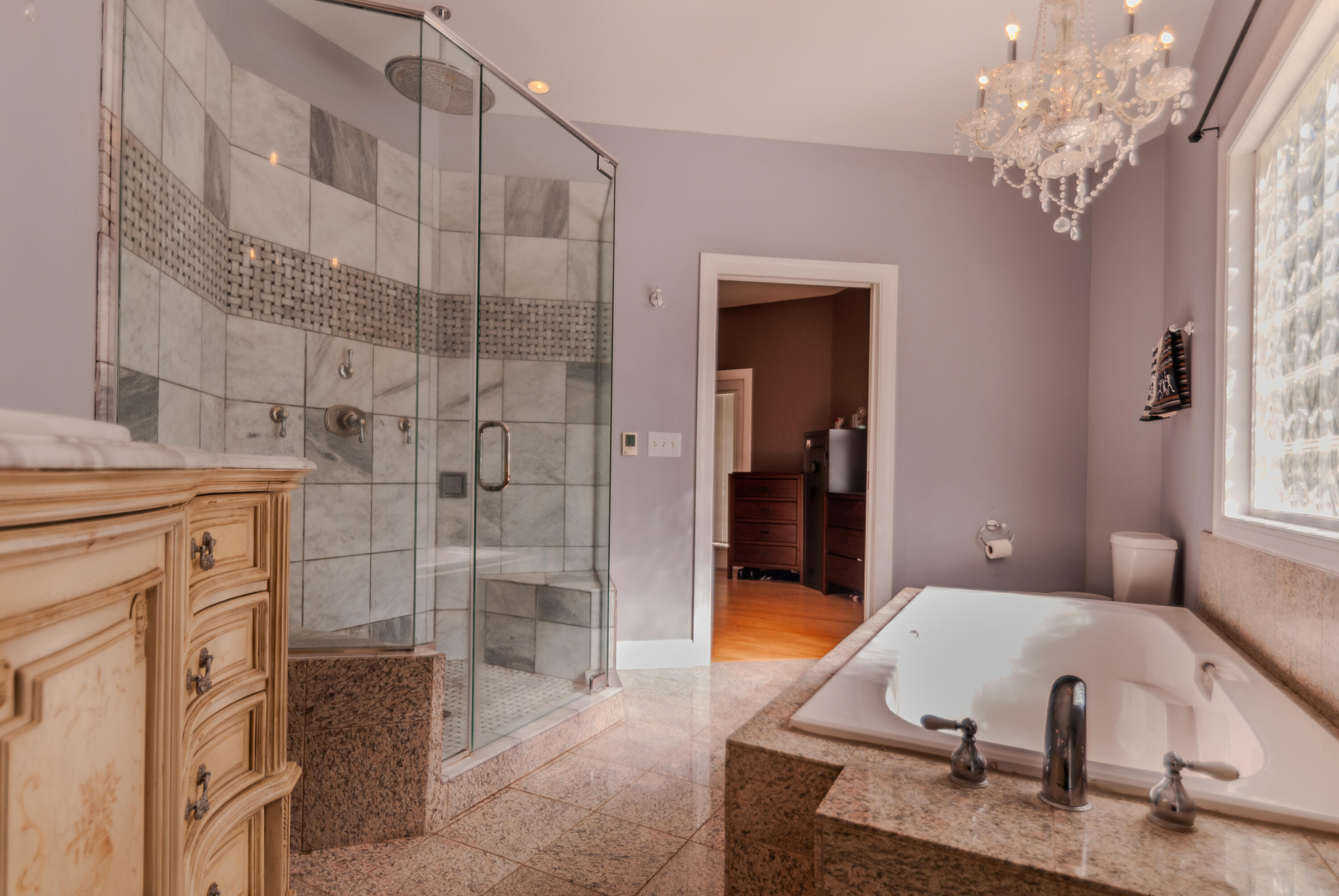 473 New Valley Road Summerville, SC 29486 - Photo 23 of 59 Primary En Suite bath
