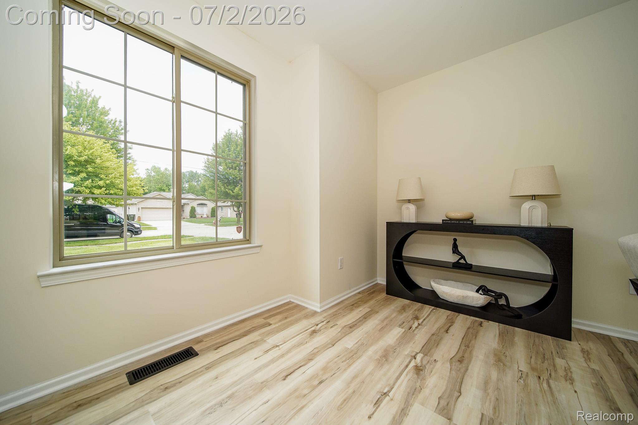 5558 Bedell Road Sterling Heights, MI 48310 - Photo 20 of 77 DDS04910.jpg