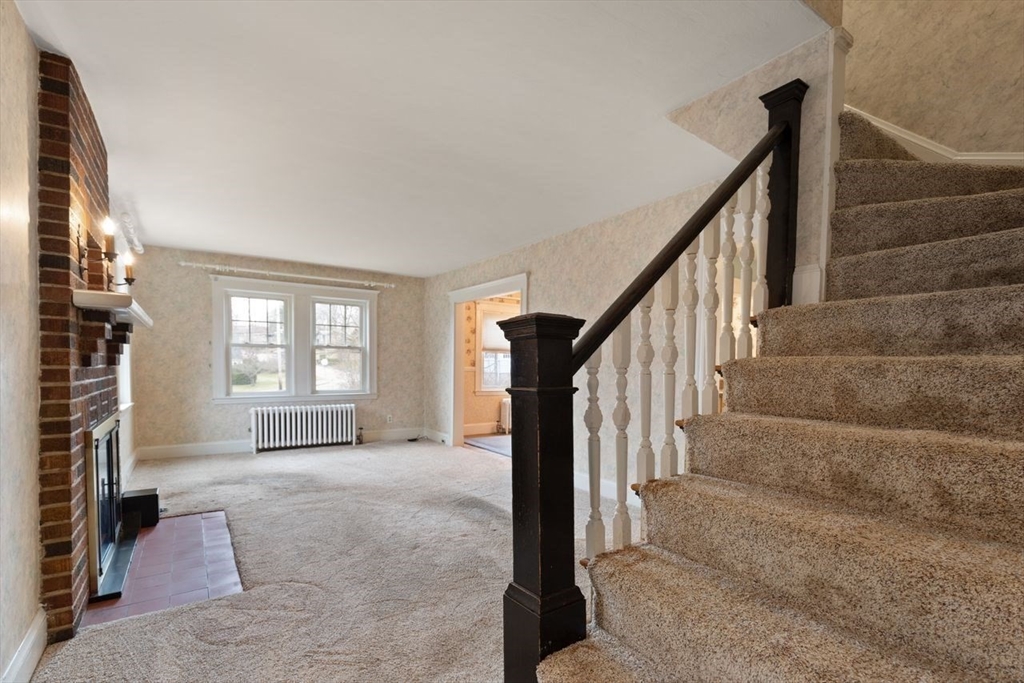 6 Sanford Road Canton, MA 02021 - Photo 5 of 36 Gallery Image 5