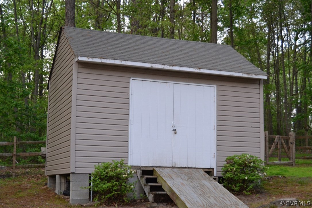 2966 Maplevale Road Chester, VA 23831 - Photo 11 of 13 Gallery Image 11