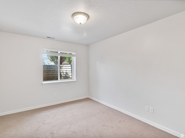 356 West Sunset Circle Centerville, UT 84014 - Photo 23 of 27