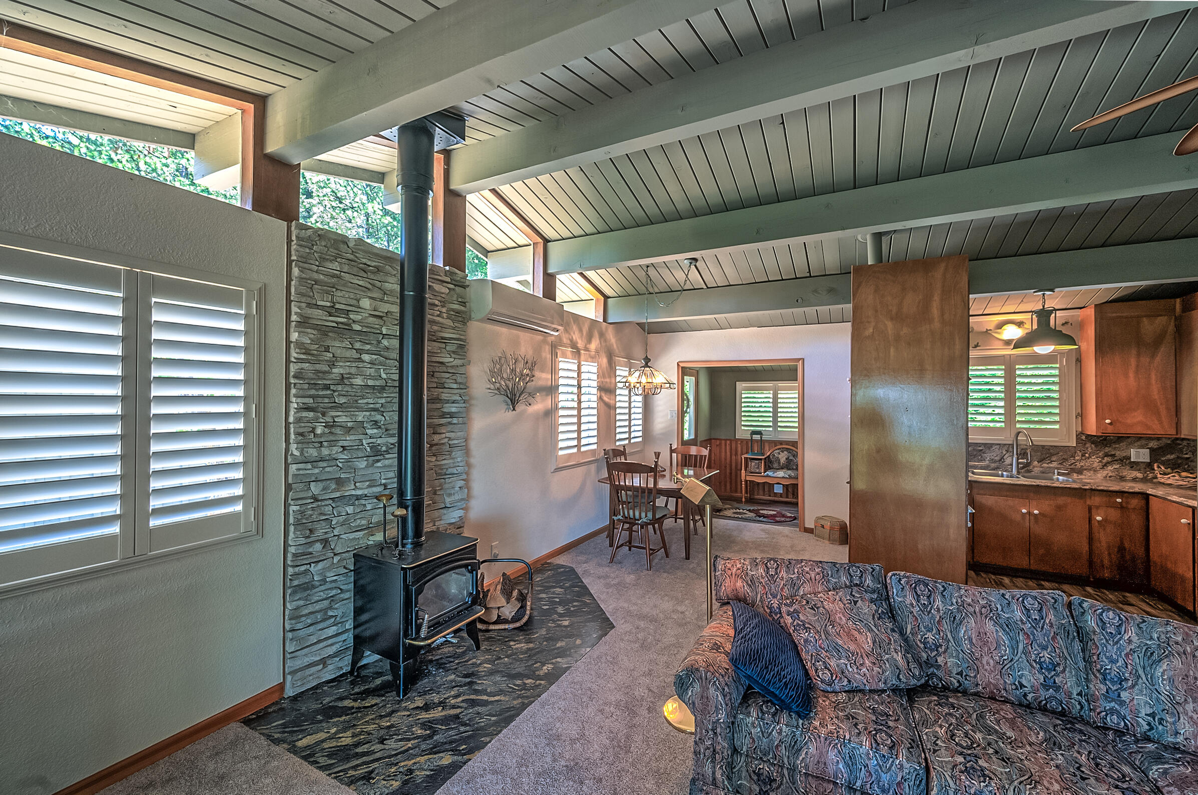 19370 Mountain Maple Road Lakehead, CA 96051 - Photo 19 of 48 Living Room ~ View 4