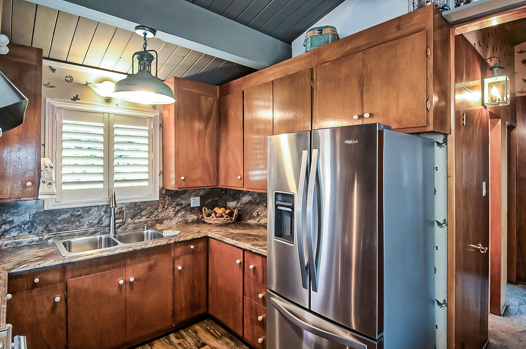 19370 Mountain Maple Road Lakehead, CA 96051 - Photo 21 of 48 Kitchen ~ View 2