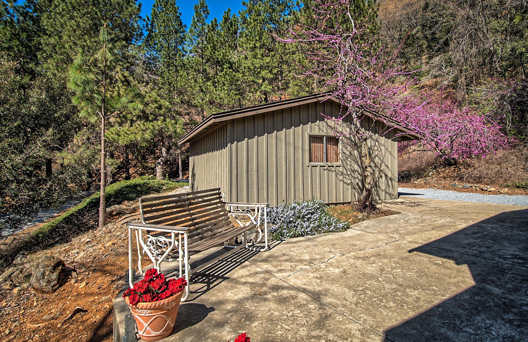 19370 Mountain Maple Road Lakehead, CA 96051 - Photo 37 of 48 Lovely Stamped Concrete Patio