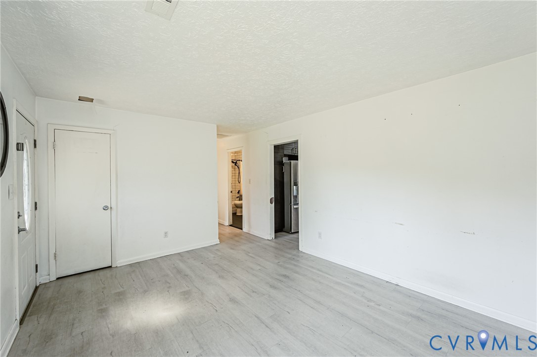 8624 Warrior Road Quinton, VA 23141 - Photo 7 of 33 Gallery Image 7