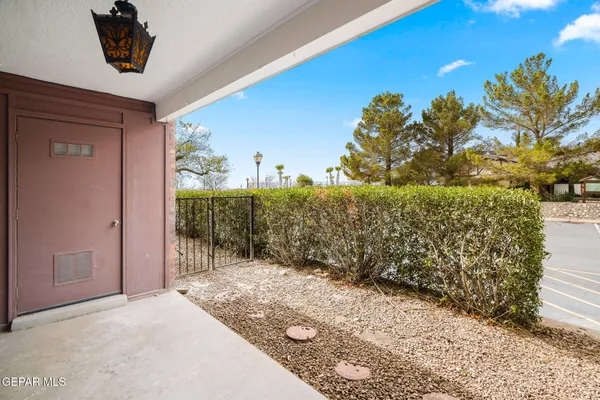 $260,000 | 4800 North Stanton Street, Unit 105, El Paso, TX 79902