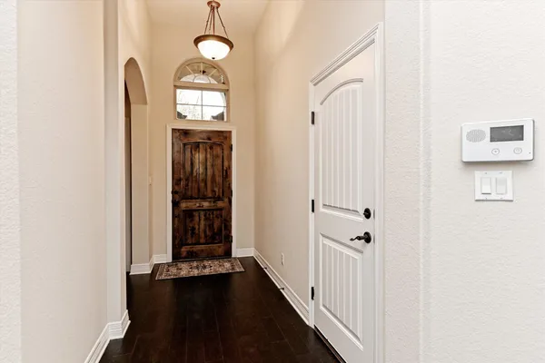 $3,500 | 18500 Rio Chama Lane, Austin, TX 78738