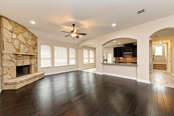 $3,500 | 18500 Rio Chama Lane, Austin, TX 78738