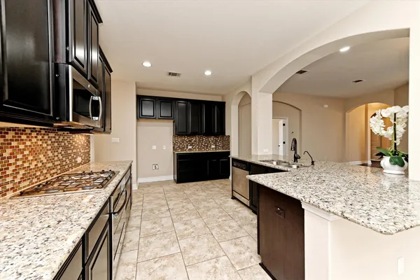 $3,500 | 18500 Rio Chama Lane, Austin, TX 78738