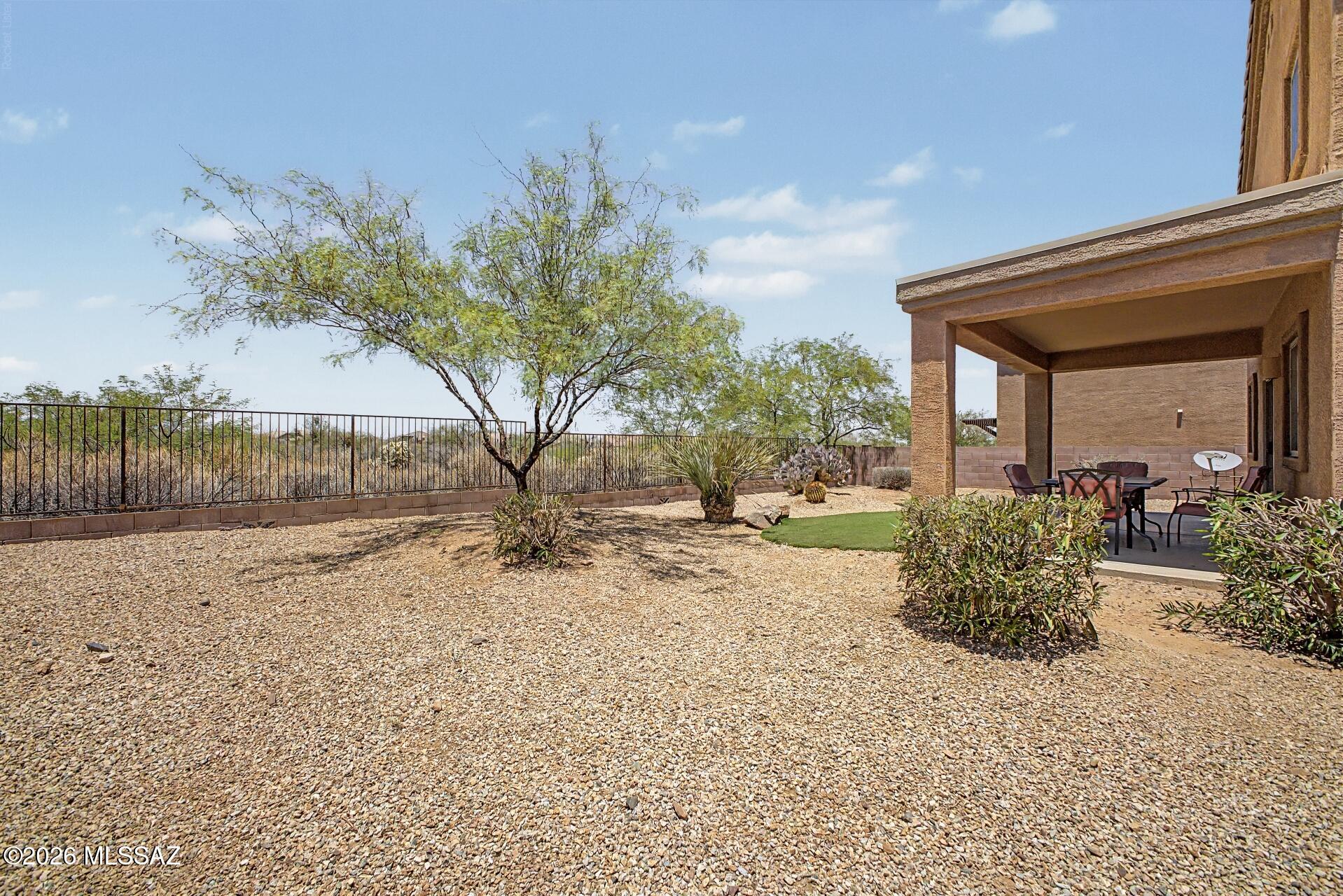 736 South Porter Routh Place Vail, AZ 85641 - Photo 31 of 33