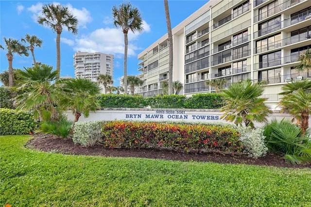 $379,000 | 5059 North Hwy A1A, Unit 406, Hutchinson Island, FL 34949