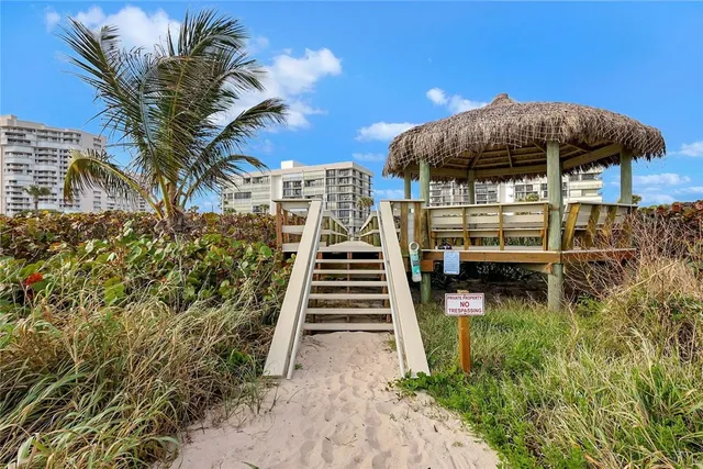 $379,000 | 5059 North Hwy A1A, Unit 406, Hutchinson Island, FL 34949